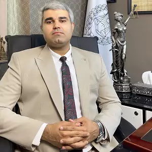 وکیل پایه یک دادگستری ( دکتر محمد تقی زاده )