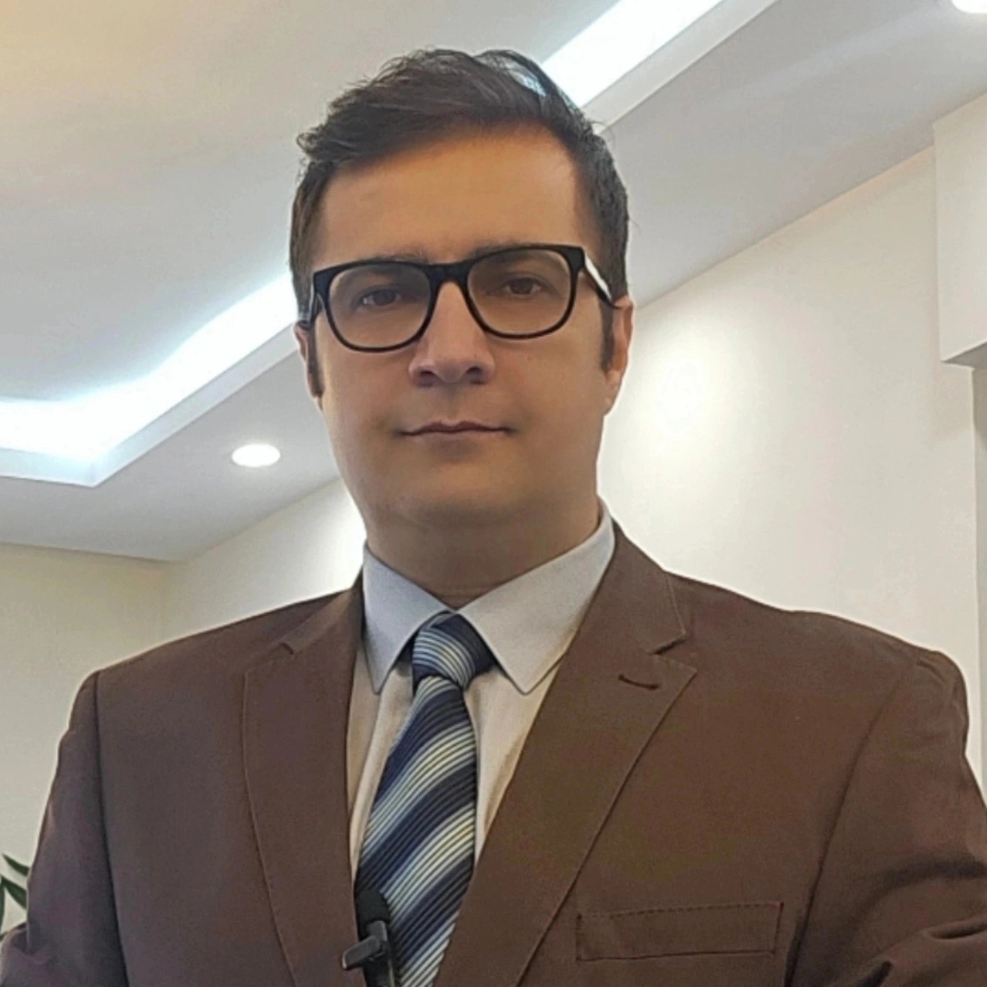 دکتر نریمان مهرنیا فلوشیپ جراحی چاقی