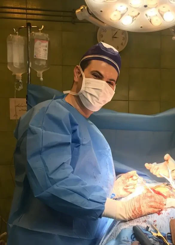 دکتر احسان فرهادی متخصص مغزو اعصاب