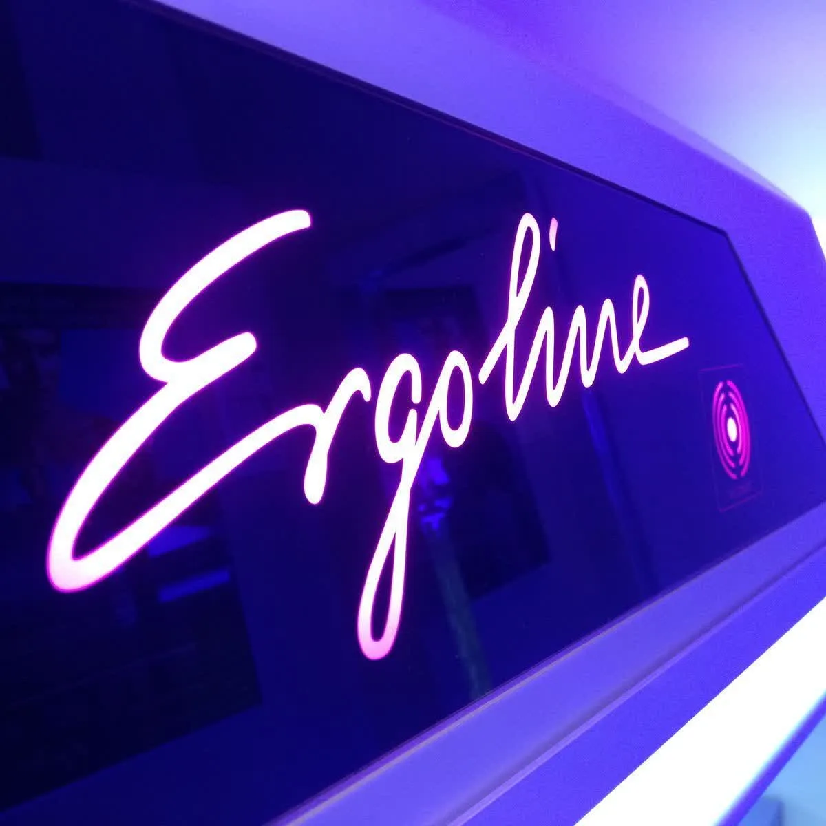 سولاریوم الی سان