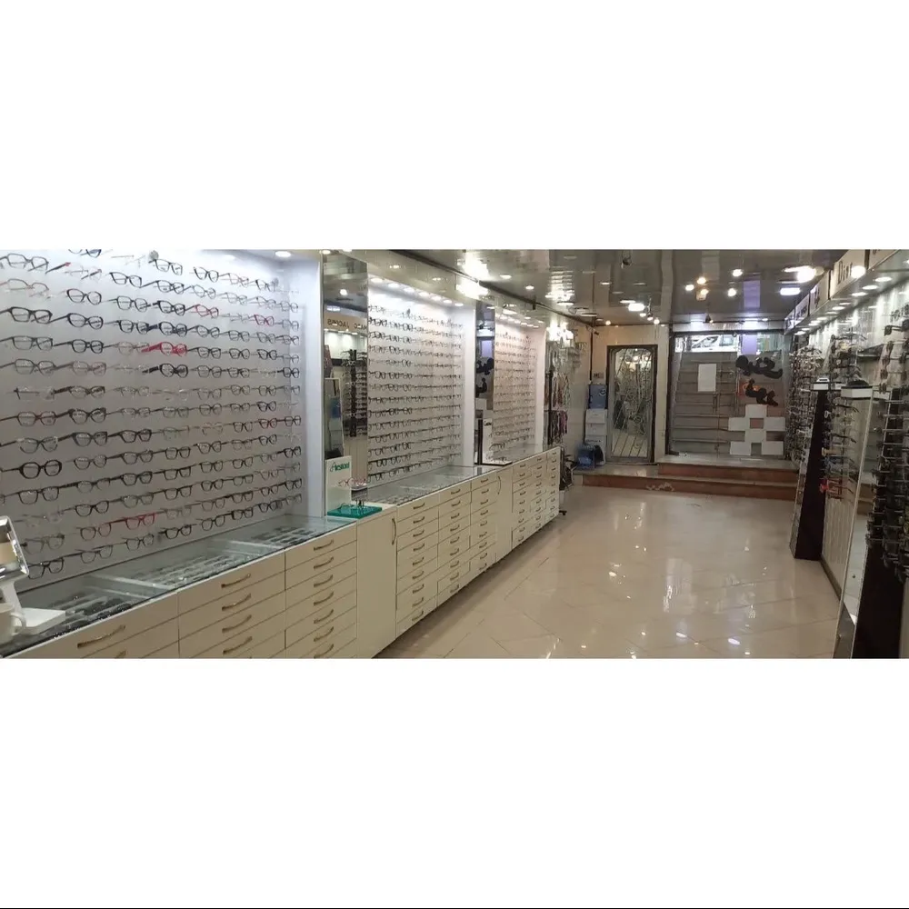 بهترین مراکز بینایی‌سنجی در ورامین