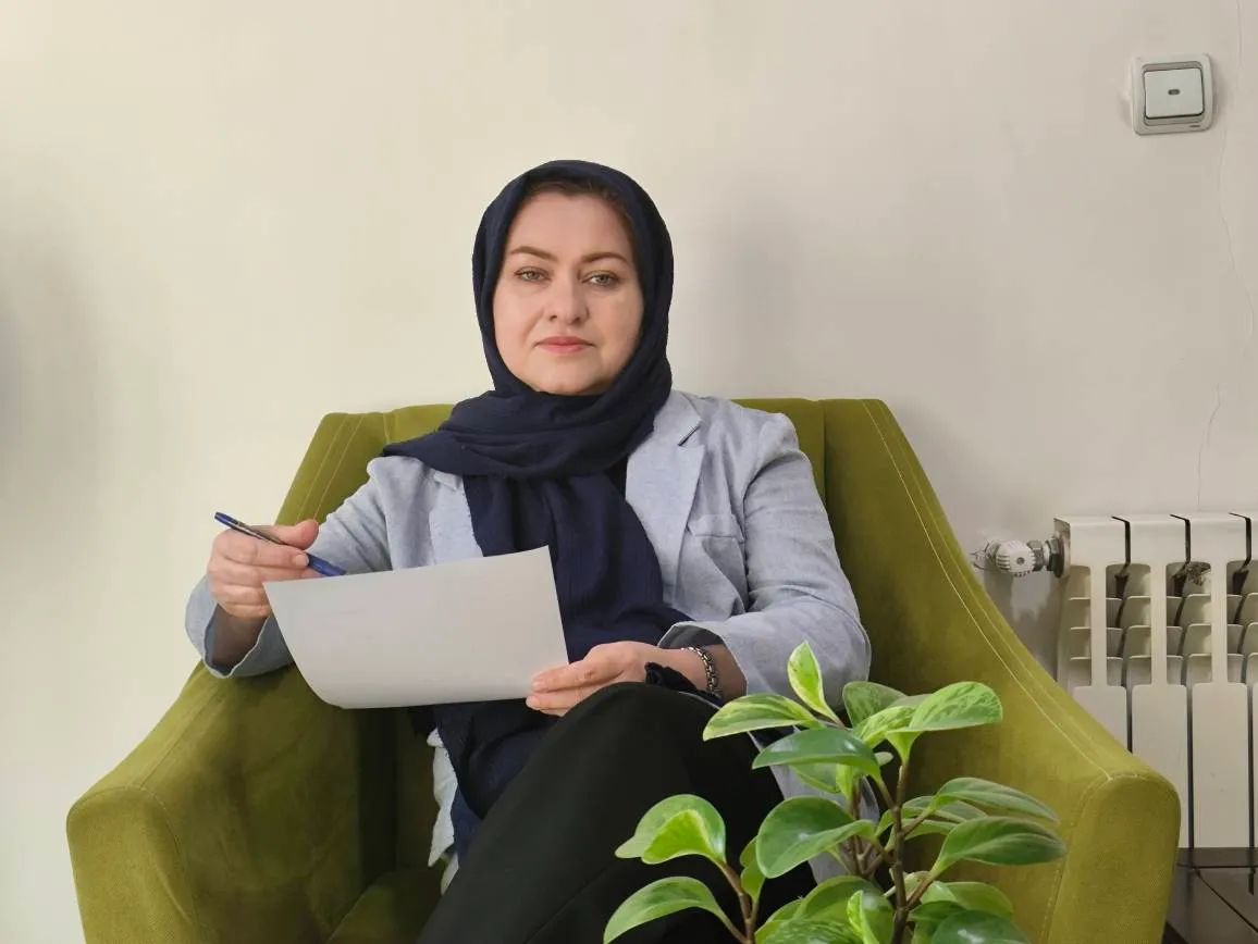 مژده دیلمی | متخصص روانشناسی