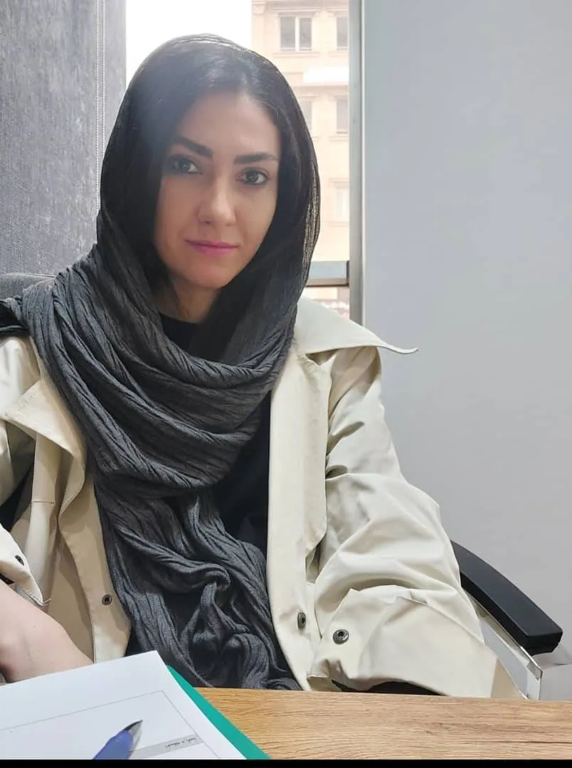 دکتر راشین آقایی روانشناس و روانکاو